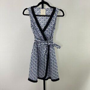 Suzy Perette Women's White Blue V-Neck Sleeveless Floral Fit & Flare Midi Dress